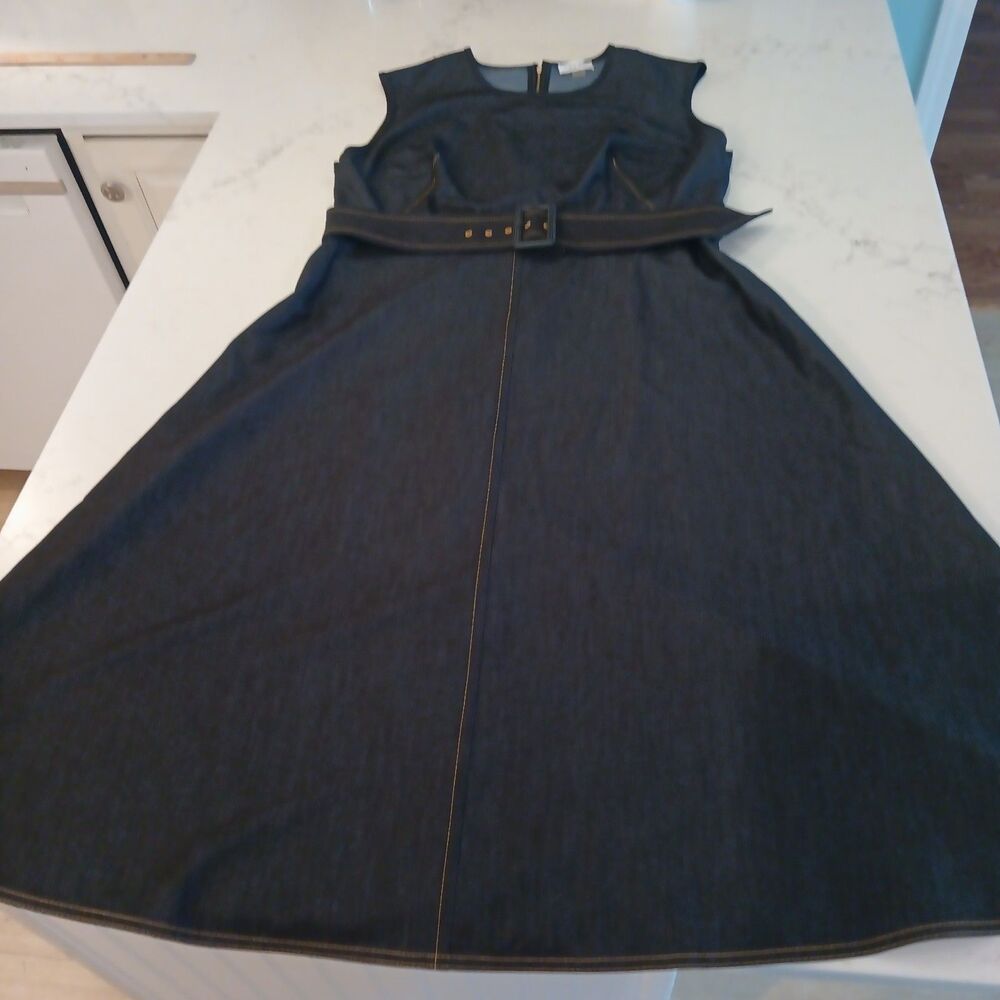 Calvin Klein Dress Womens Sz 14 Chambray Denim Sleeveless Belt Fit & Flare NWOT